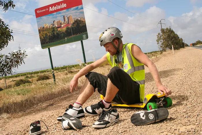 A 3618 mile skateboard journey from Perth to Brisbane - 14 right shoes worth!